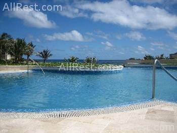 The Crane Resort & Residences 35